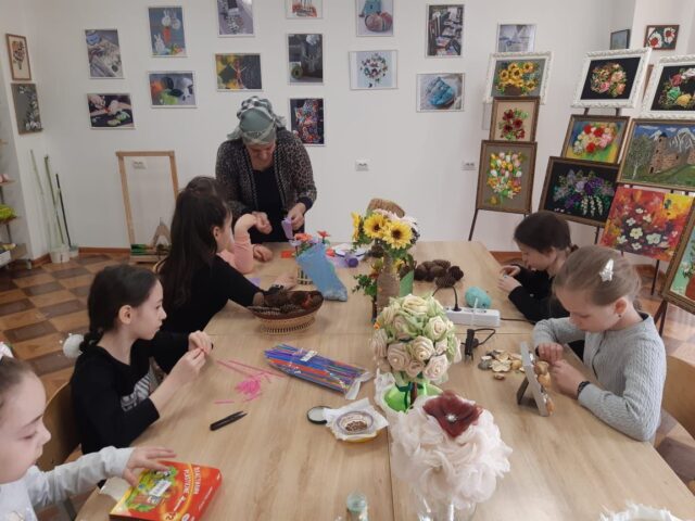 photo5314529293428176838