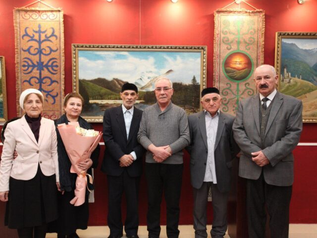 photo5323306192241538831