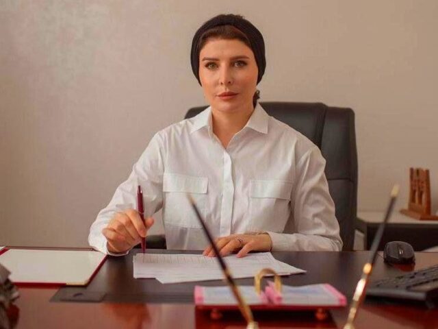 photo5332640040939012056