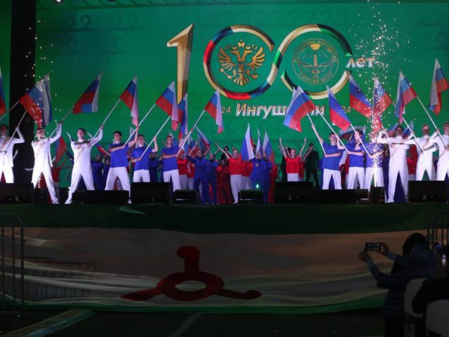 photo_5460696140136701270_y