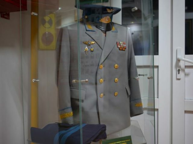 photo_5271614714645966267_x