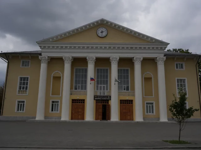 image-10-06-25-03-52